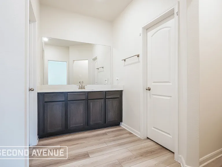 331 Condie Russell Ave — Photo 9