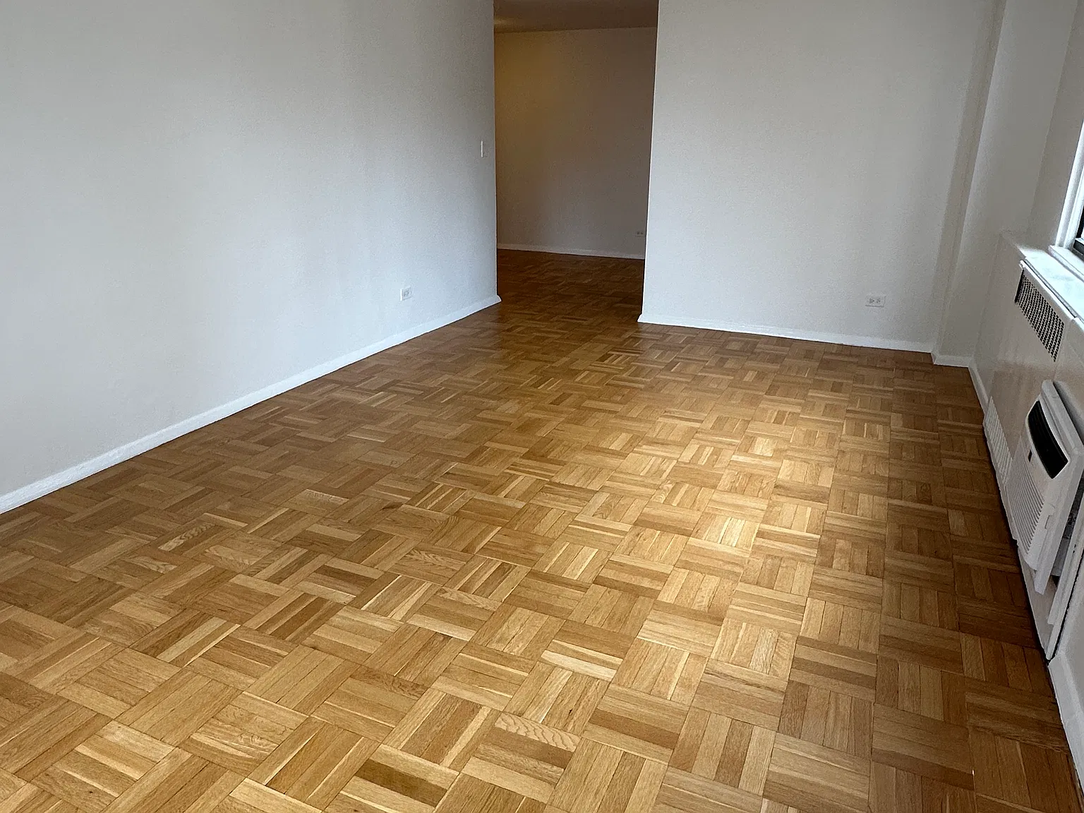 435 East 79th Street — Photo 2