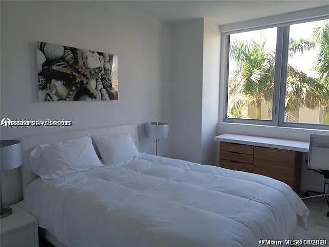 2600 E Hallandale Beach Blvd #T301 — Photo 8