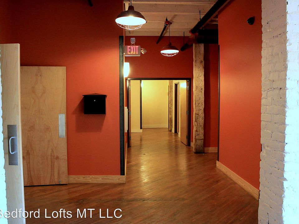 2nd image of 412 Jackson St APT 302
