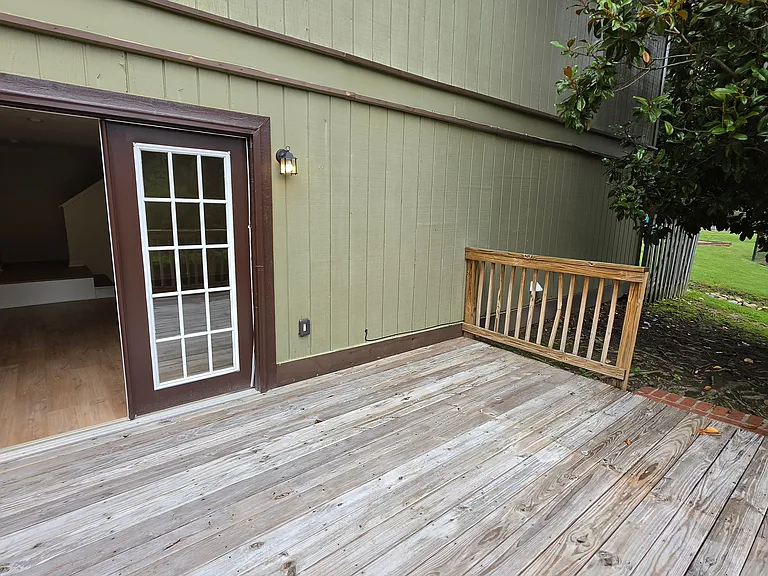 3100 Meadow Mere W — Photo 14