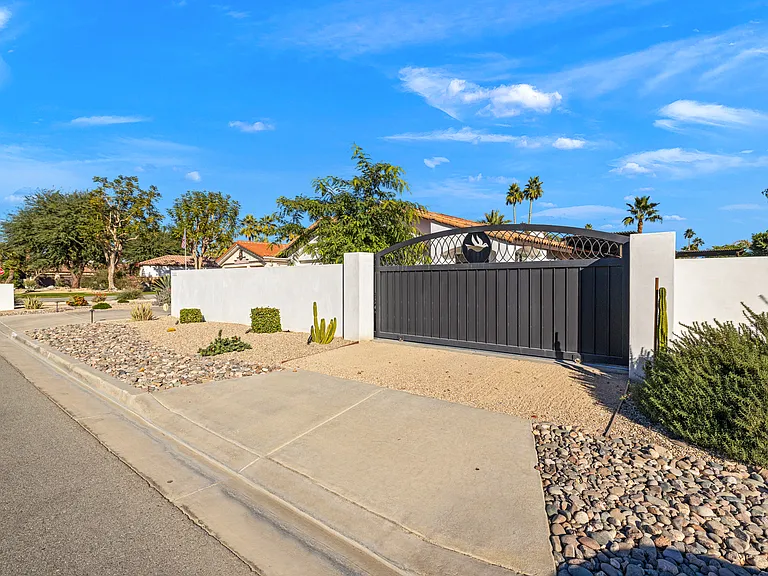 Please ask us about your larger vehicles as the home could potentially accommodate them!