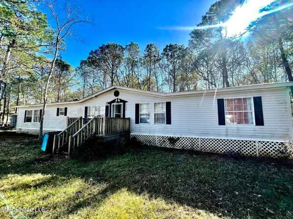 2209 Greycliffe Dr, Gautier, MS 39553