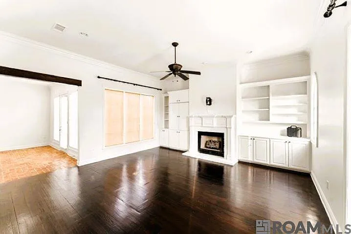 2904 Rue Dauphine — Photo 3