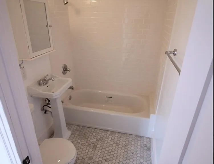 4167 Oakwood Ave — Photo 9