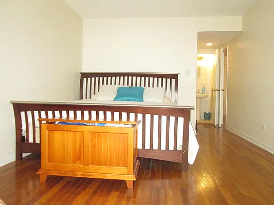 Sold by Fillmore | media 9