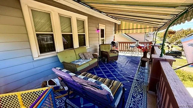 3 bed, 1.0 bath, 1400 sqft, $1,700 — Photo 3