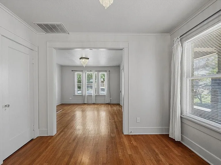 4617 Lafayette Ave — Photo 13