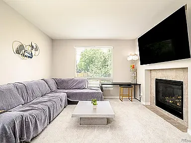 912 Kryptonite Dr — Photo 6