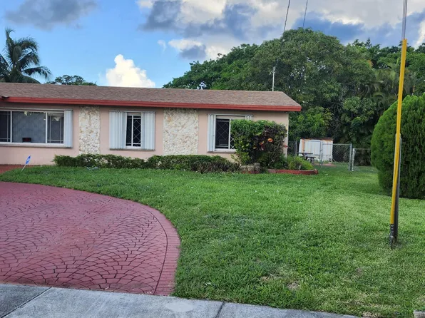 3830 NW 27TH Street, Lauderdale Lakes, FL 33311