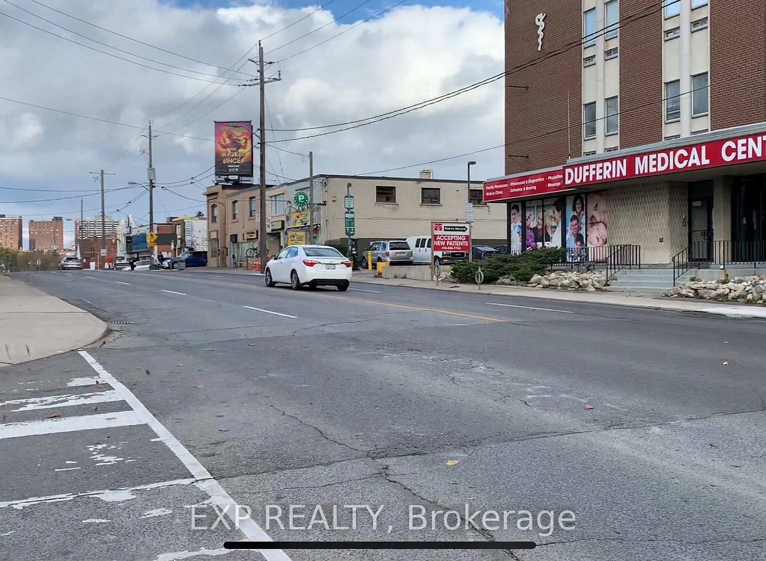 2 bed, $2,000 — Photo 4