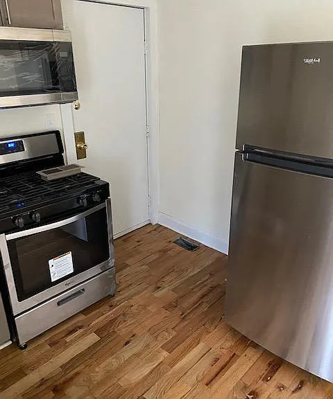 2148 N Point St #1 — Photo 6