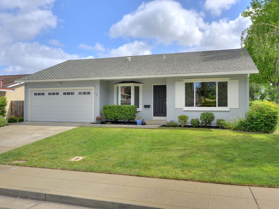 1st image of 730 Bamboo Dr