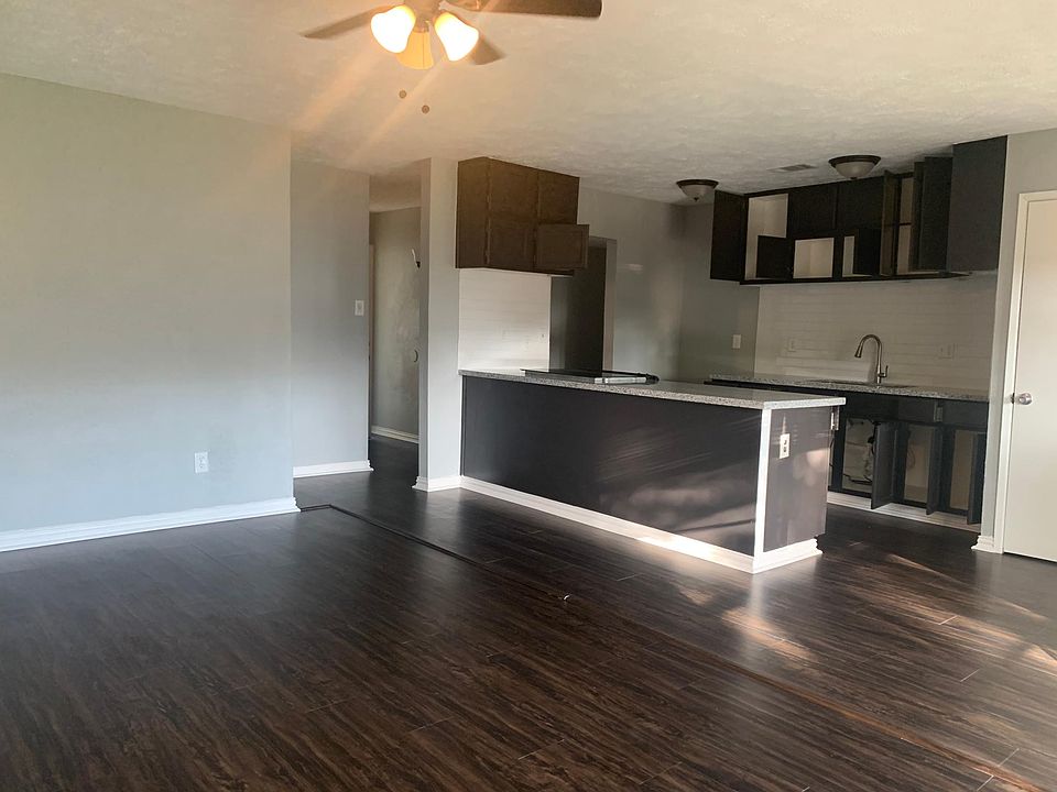 1st image of 6315 Scotch Pine Dr