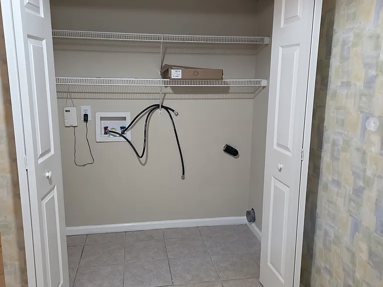 166 Parkview Rd — Photo 9