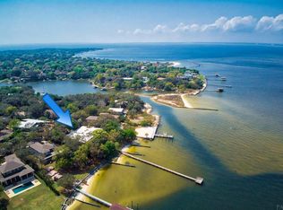 316 N Sunset Blvd, Gulf Breeze, FL 32561