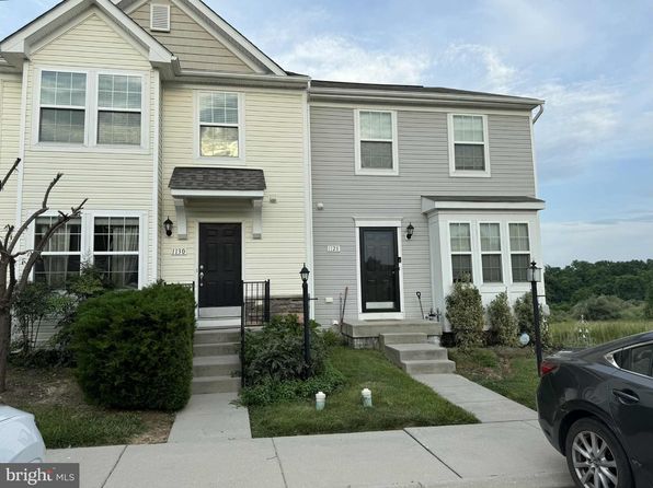 1130 Stallion St
