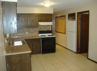 3715 217th St #2, Matteson, IL 60443