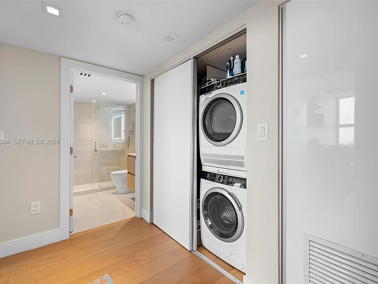 650 West Ave #908 — Photo 28