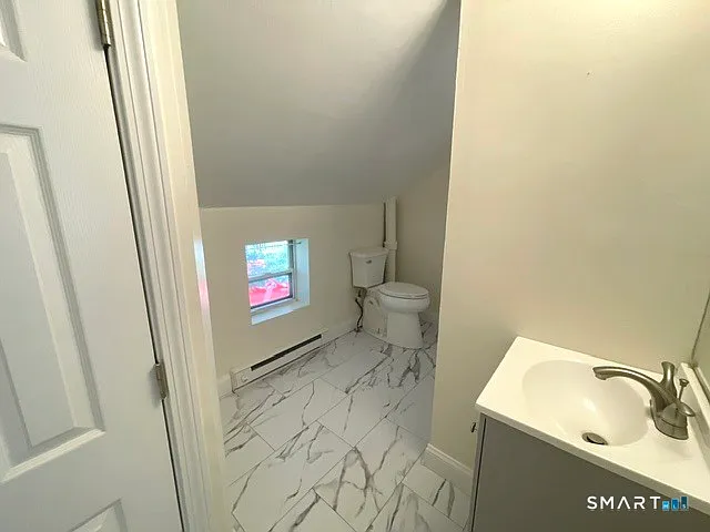 33 Middle St — Photo 20