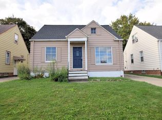 6715 Ridgewood Ave, Parma, OH 44129