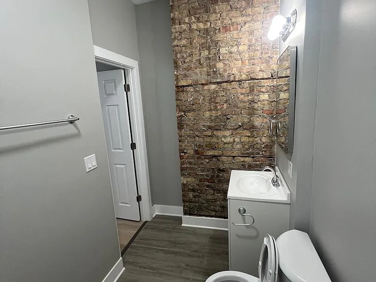 3848 W Hirsch St — Photo 15