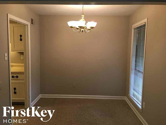 3rd image of 6512 Rocky Park Dr