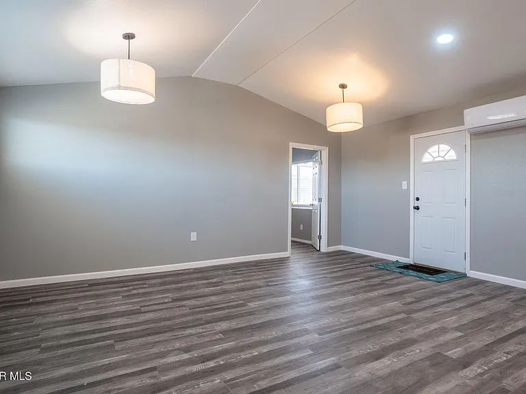 8335 Roseway Dr #2 — Photo 6