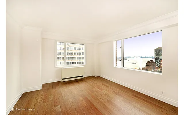 Rented by Douglas Elliman | media 15