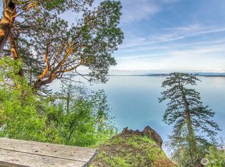 104 Barn Owl Trl, Eastsound, WA 98245