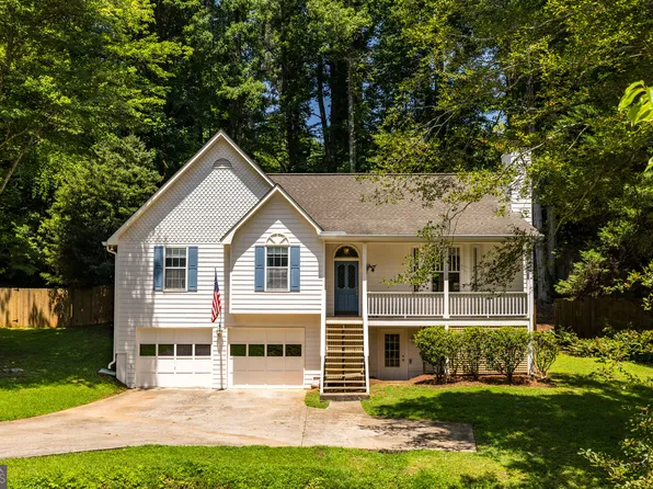 606 Rose Creek Cv, Woodstock, GA 30189
