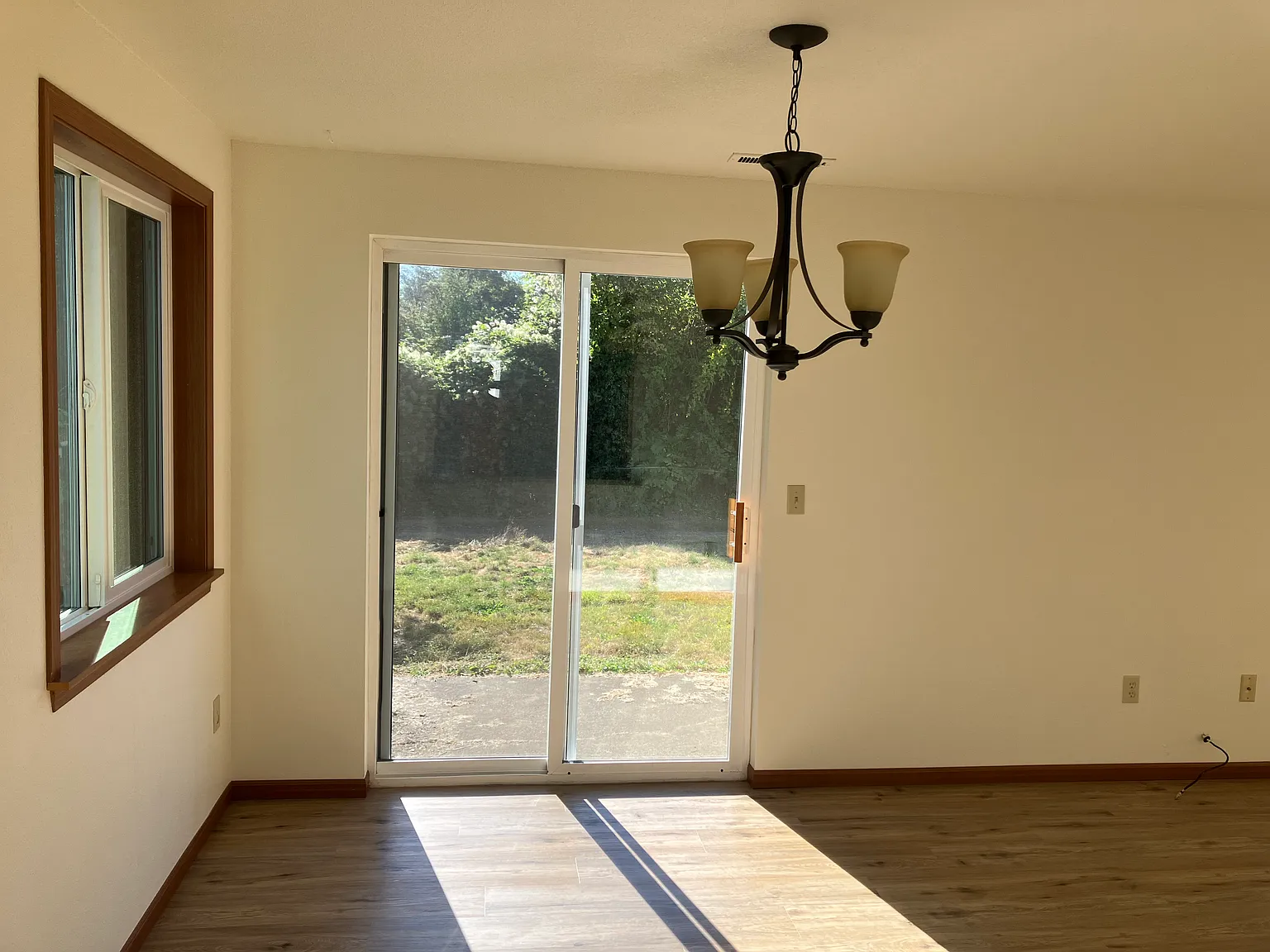 1329 Puget Street NE — Photo 4