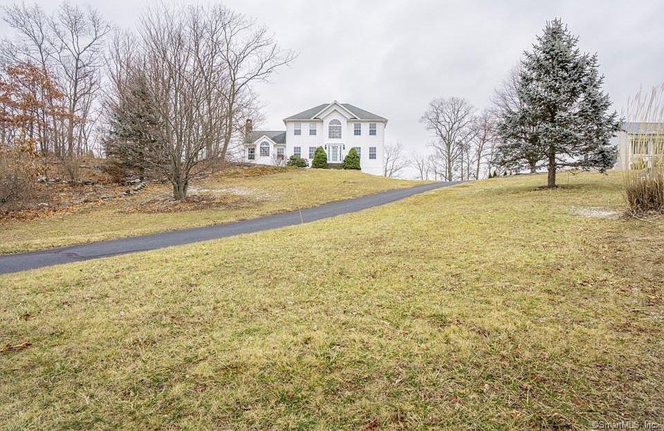 20 Westview Rd, Beacon Falls, CT 06403 MLS 170554620 Zillow
