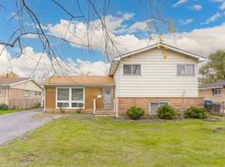 15256 Ridgeway Ave, Midlothian, IL 60445