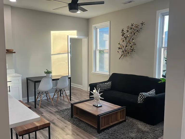 2337 Anoka Ave #2 — Photo 4