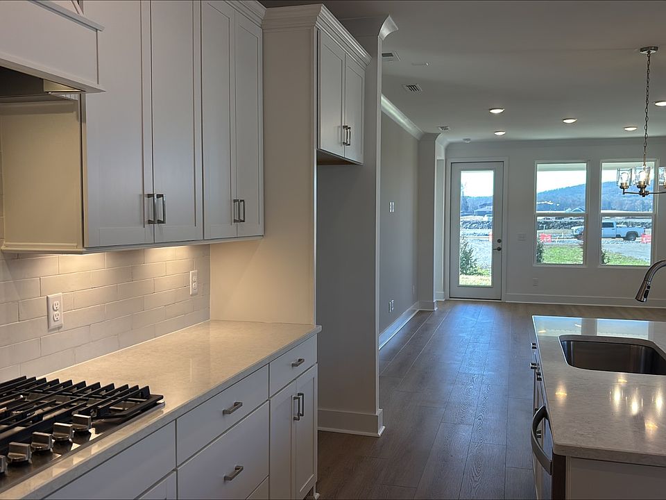 1st image of 513 Scarlet Oak Rd Lot 27