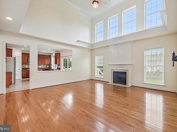 2nd image of 10810 Valley Falls Ct