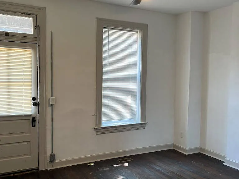 3852 Juniata St — Photo 16