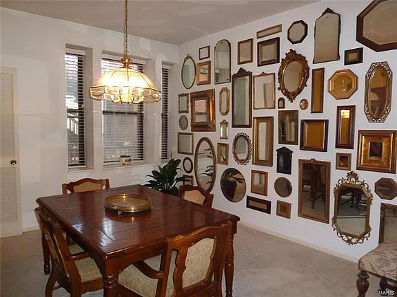 5th image of 5555 Pershing Ave APT 2W