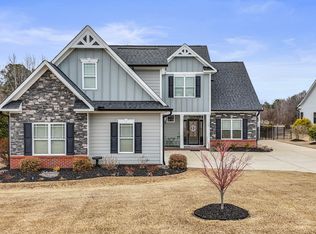 68 Jeans Way, Benson, NC 27504