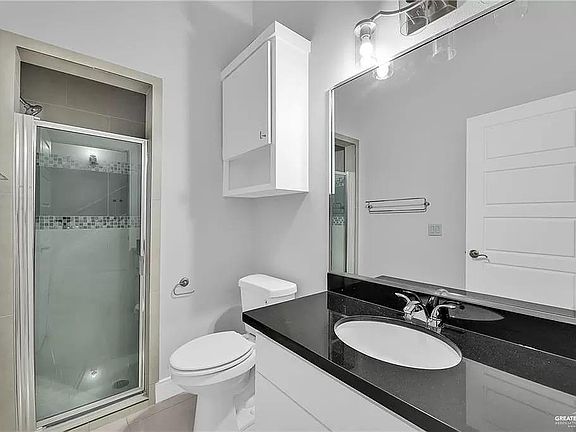 5th image of 3016 S L St APT 1