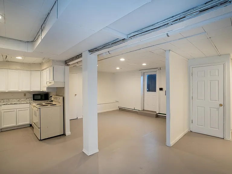 1315 N Atherton St — Photo 15