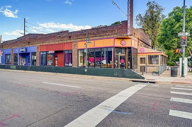 1374 N Ogden St #4 — Photo 35
