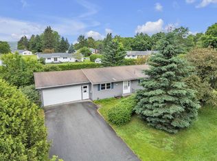 7 Owen Dr, Barre, VT 05641