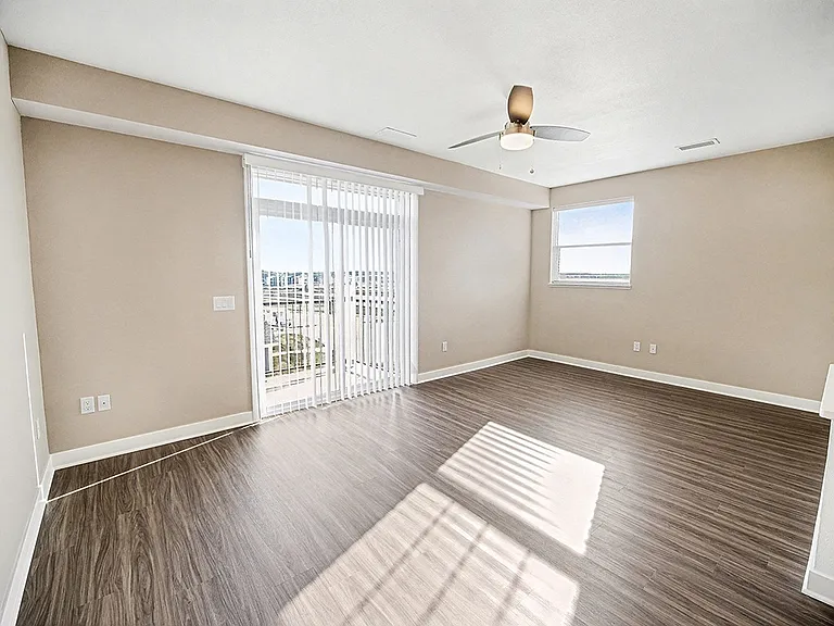 The Grove Apartment Homes — Photo 20