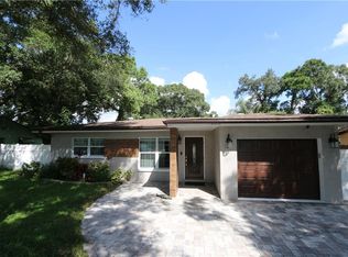 2212 NE Coachman Rd, Clearwater, FL 33765