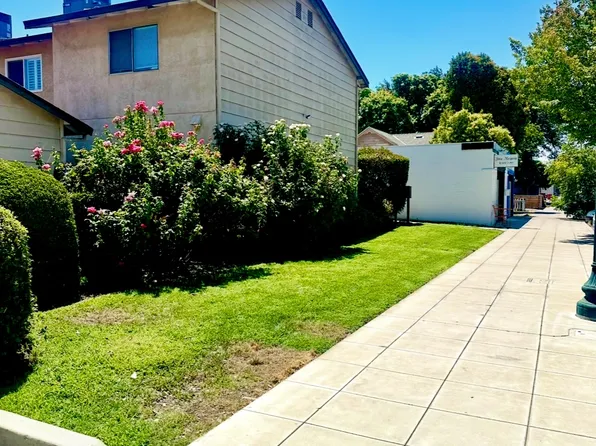 130 E 10th St #5, Tracy, CA 95376