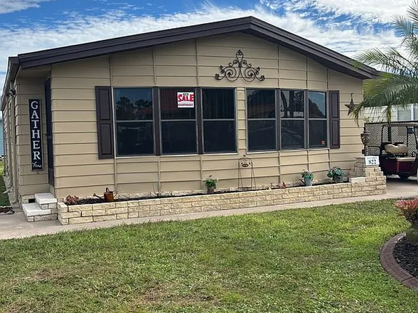822 Village Drive, Sebring, FL 33872