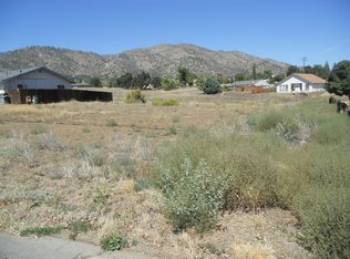 20821 Country Club Dr, Tehachapi, CA 93561