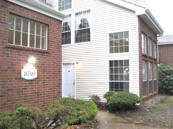 168 Carriage Crossing Ln, Middletown, CT 06457